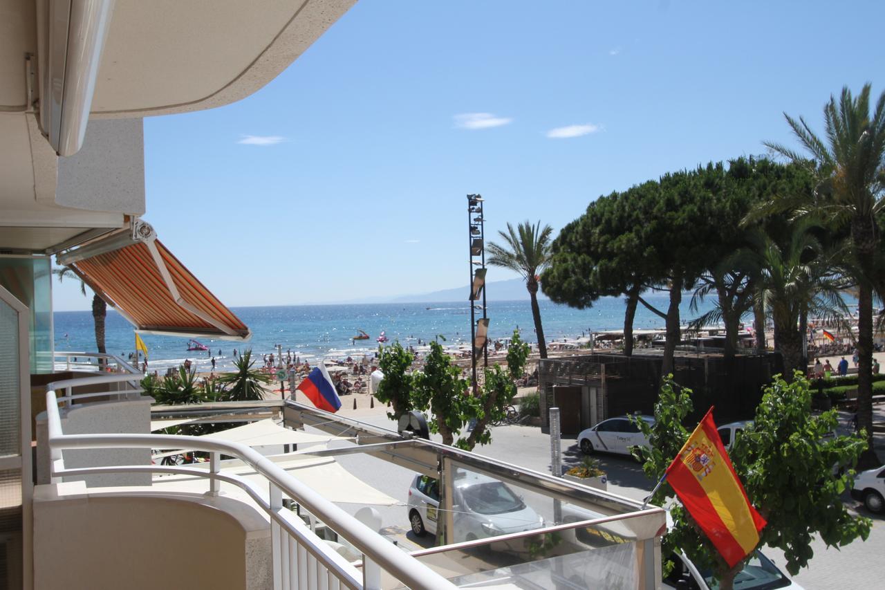 For A Stay Santillana Plaza Salou Dış mekan fotoğraf
